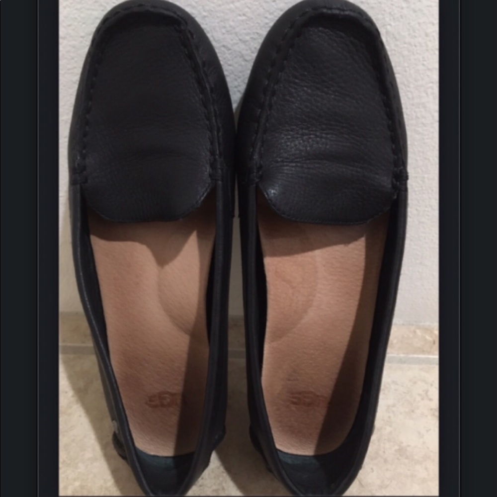 UGG WOMENS MILANA BLACK LEATHER LOAFERS SIZE 7.5